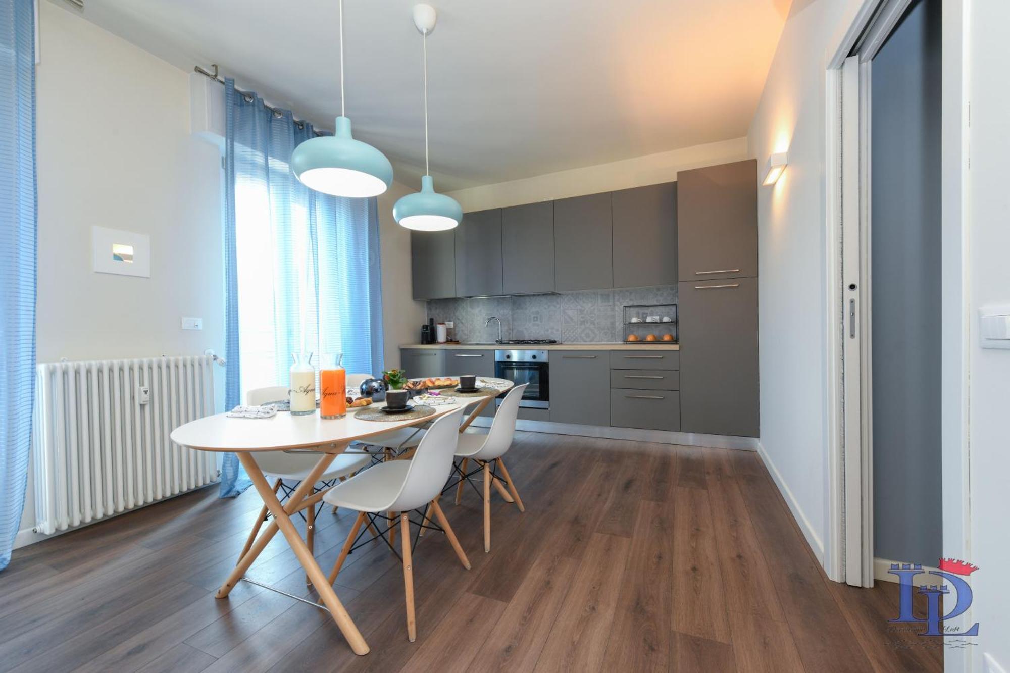 Desenzanoloft Official Partner Marriott Homes & Villas - Jack'S Penthouse Desenzano del Garda Buitenkant foto